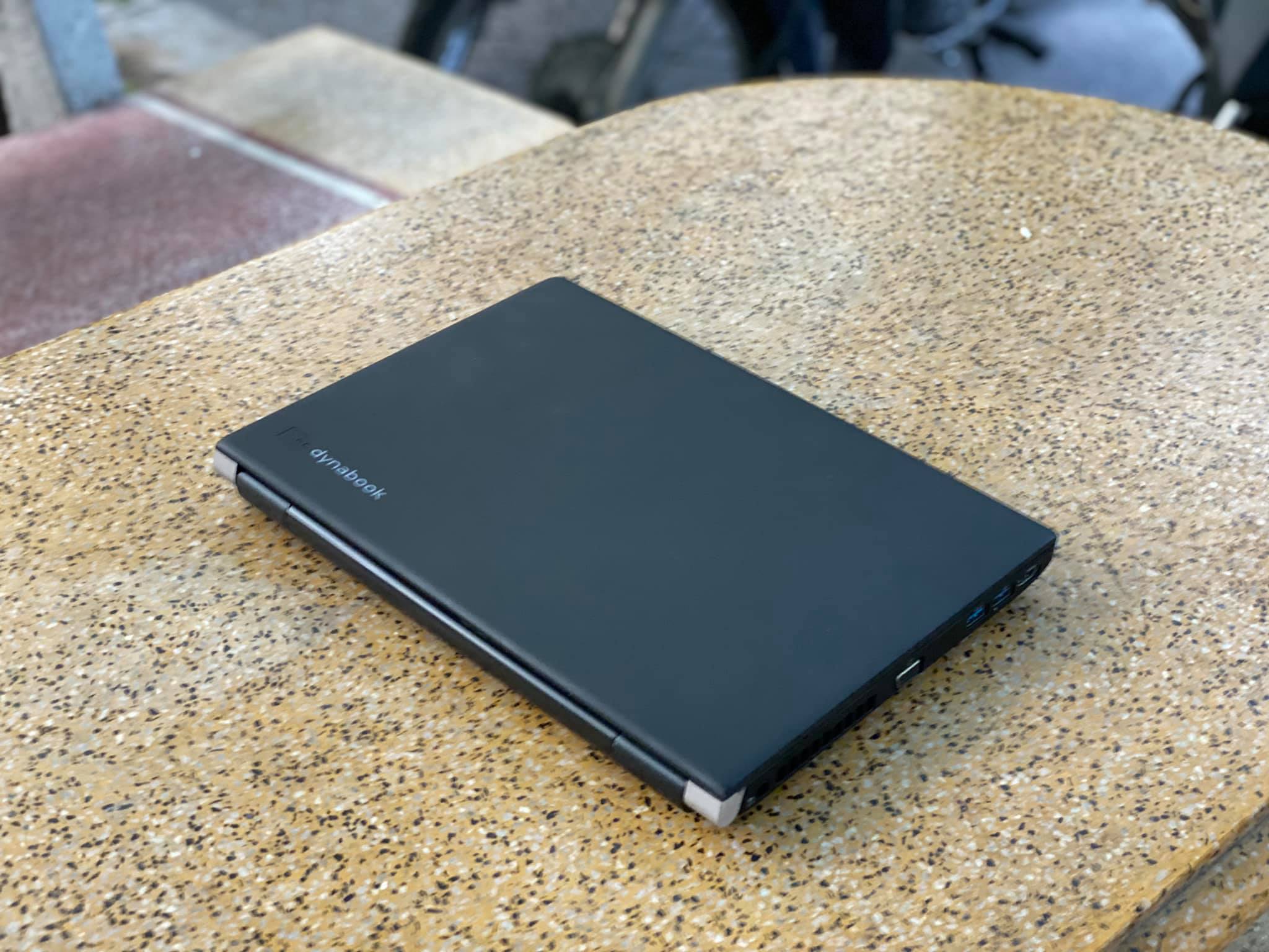 Laptop Toshiba Dynabook R734-1.jpg